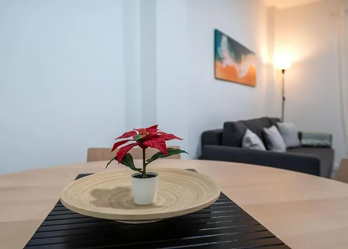 Chic Stay In Heart Of Town